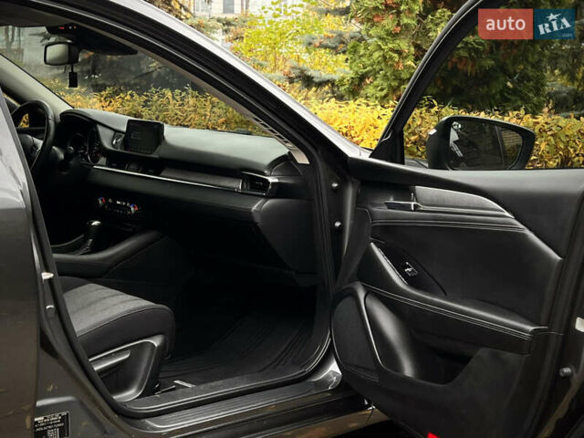 Сірий Мазда 6, об'ємом двигуна 2 л та пробігом 92 тис. км за 20800 $, фото 29 на Automoto.ua