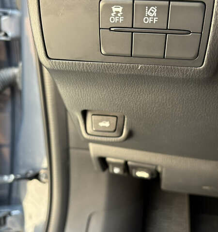 Серый Мазда 6, объемом двигателя 2.49 л и пробегом 68 тыс. км за 21499 $, фото 25 на Automoto.ua