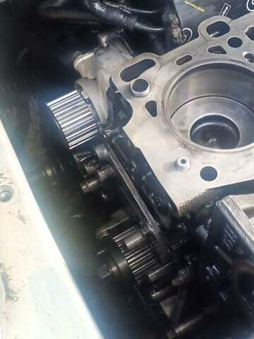 Серый Мазда 6, объемом двигателя 2 л и пробегом 246 тыс. км за 4000 $, фото 5 на Automoto.ua