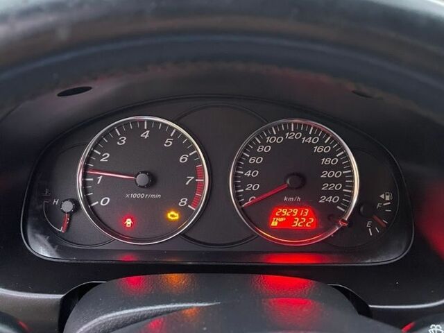 Серый Мазда 6, объемом двигателя 2 л и пробегом 292 тыс. км за 3200 $, фото 7 на Automoto.ua