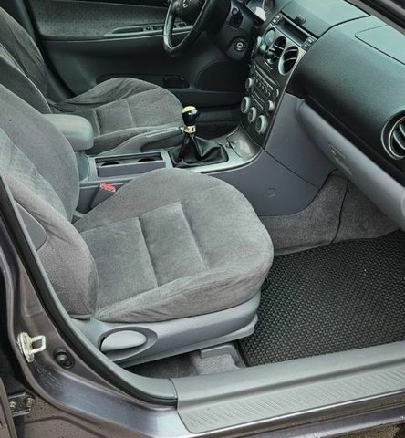 Сірий Мазда 6, об'ємом двигуна 2 л та пробігом 278 тис. км за 2900 $, фото 1 на Automoto.ua