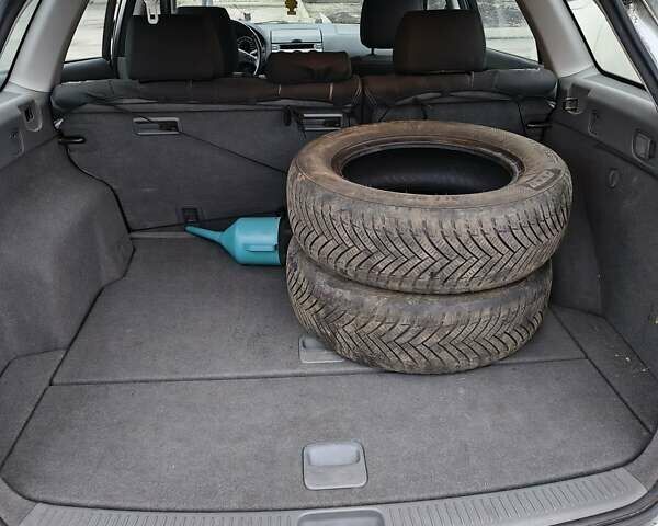 Серый Мазда 6, объемом двигателя 1.8 л и пробегом 220 тыс. км за 2800 $, фото 9 на Automoto.ua