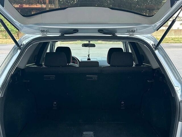 Серый Мазда 6, объемом двигателя 2 л и пробегом 328 тыс. км за 3350 $, фото 5 на Automoto.ua