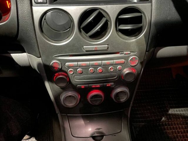 Сірий Мазда 6, об'ємом двигуна 2 л та пробігом 399 тис. км за 3300 $, фото 10 на Automoto.ua