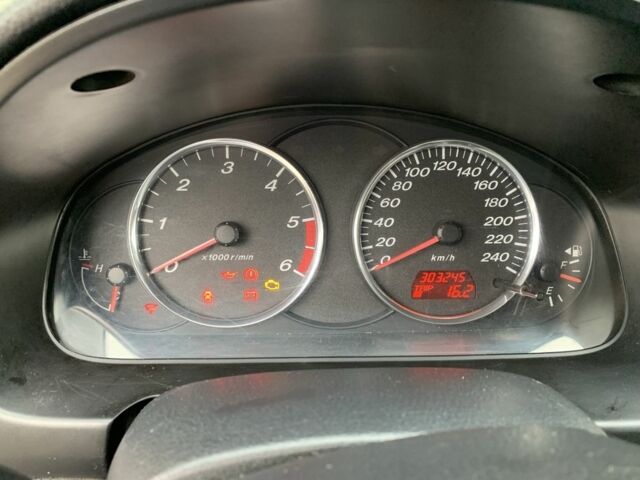 Серый Мазда 6, объемом двигателя 2 л и пробегом 303 тыс. км за 4000 $, фото 11 на Automoto.ua