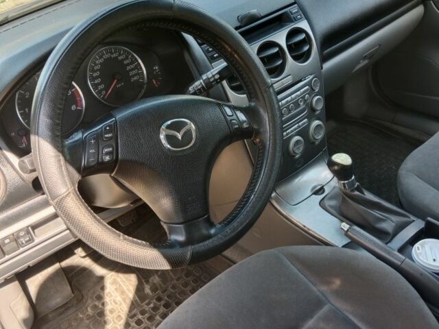 Сірий Мазда 6, об'ємом двигуна 2 л та пробігом 386 тис. км за 2900 $, фото 4 на Automoto.ua