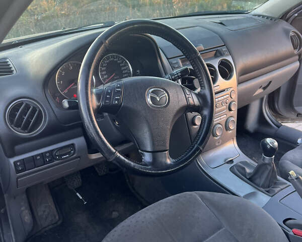 Сірий Мазда 6, об'ємом двигуна 2 л та пробігом 293 тис. км за 1600 $, фото 16 на Automoto.ua