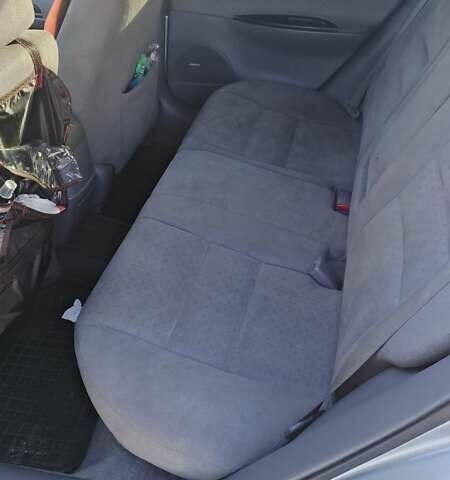 Сірий Мазда 6, об'ємом двигуна 2 л та пробігом 310 тис. км за 2900 $, фото 5 на Automoto.ua