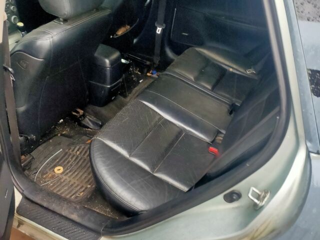 Серый Мазда 6, объемом двигателя 2 л и пробегом 360 тыс. км за 1200 $, фото 6 на Automoto.ua