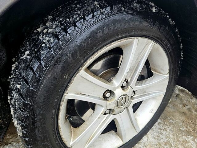 Сірий Мазда 6, об'ємом двигуна 2 л та пробігом 300 тис. км за 3800 $, фото 6 на Automoto.ua