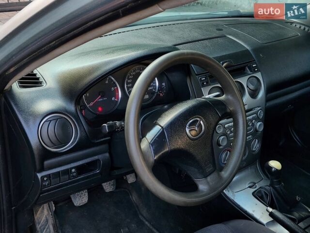 Сірий Мазда 6, об'ємом двигуна 2 л та пробігом 411 тис. км за 1950 $, фото 15 на Automoto.ua