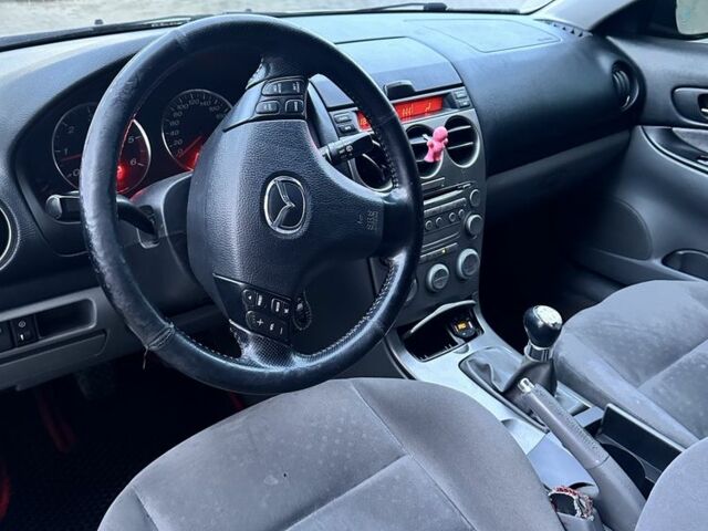 Сірий Мазда 6, об'ємом двигуна 2 л та пробігом 400 тис. км за 3100 $, фото 6 на Automoto.ua