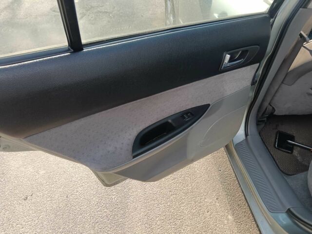 Серый Мазда 6, объемом двигателя 2 л и пробегом 437 тыс. км за 4700 $, фото 16 на Automoto.ua