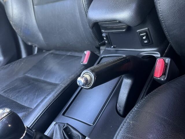 Сірий Мазда 6, об'ємом двигуна 2 л та пробігом 350 тис. км за 3700 $, фото 10 на Automoto.ua