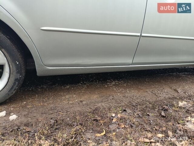 Серый Мазда 6, объемом двигателя 1.8 л и пробегом 221 тыс. км за 4000 $, фото 5 на Automoto.ua