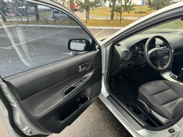 Серый Мазда 6, объемом двигателя 2 л и пробегом 290 тыс. км за 3600 $, фото 5 на Automoto.ua