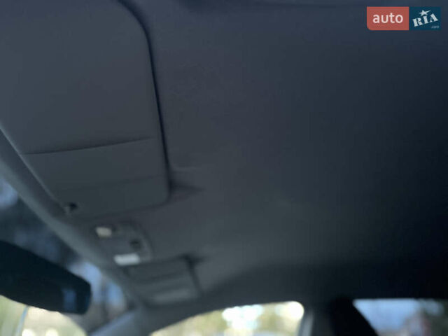 Сірий Мазда 6, об'ємом двигуна 2 л та пробігом 257 тис. км за 3950 $, фото 15 на Automoto.ua