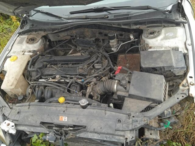 Серый Мазда 6, объемом двигателя 1.8 л и пробегом 200 тыс. км за 1111 $, фото 9 на Automoto.ua