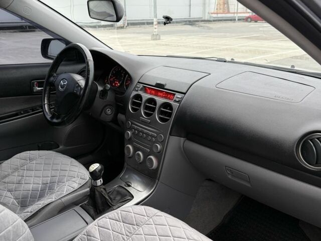 Сірий Мазда 6, об'ємом двигуна 2 л та пробігом 250 тис. км за 3800 $, фото 4 на Automoto.ua
