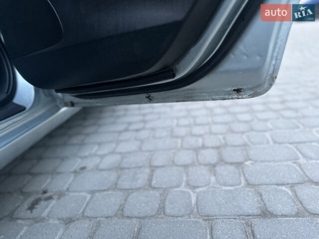 Сірий Мазда 6, об'ємом двигуна 2 л та пробігом 257 тис. км за 3490 $, фото 13 на Automoto.ua