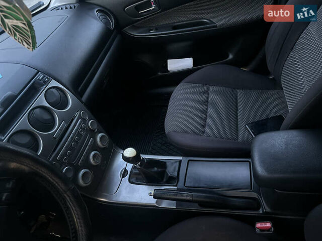 Сірий Мазда 6, об'ємом двигуна 2 л та пробігом 257 тис. км за 3950 $, фото 14 на Automoto.ua