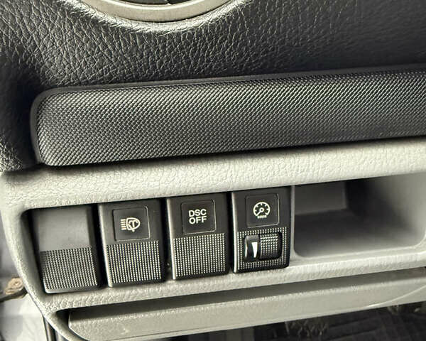 Серый Мазда 6, объемом двигателя 2 л и пробегом 250 тыс. км за 3500 $, фото 14 на Automoto.ua