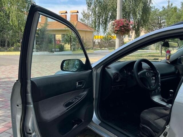 Сірий Мазда 6, об'ємом двигуна 2 л та пробігом 320 тис. км за 3200 $, фото 14 на Automoto.ua
