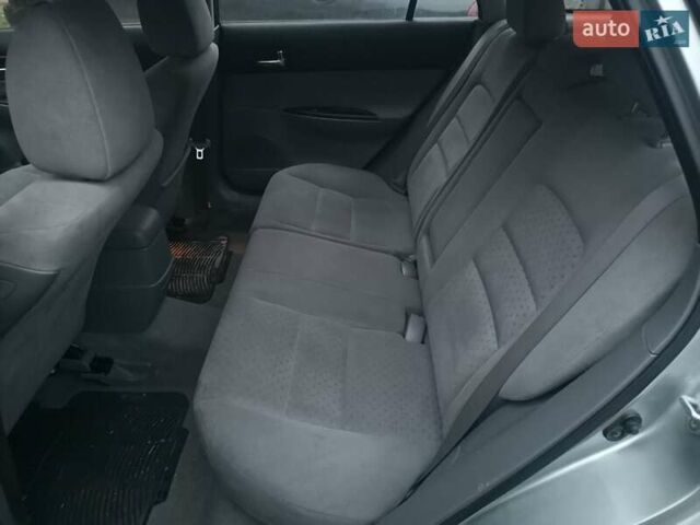 Серый Мазда 6, объемом двигателя 1.8 л и пробегом 219 тыс. км за 4550 $, фото 15 на Automoto.ua