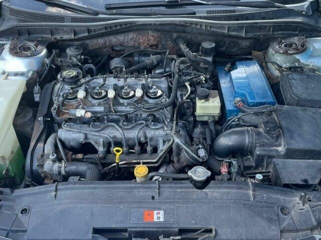Серый Мазда 6, объемом двигателя 2 л и пробегом 300 тыс. км за 1850 $, фото 9 на Automoto.ua