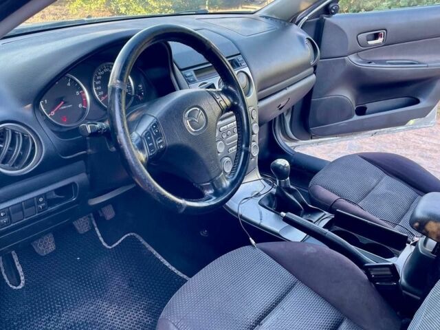 Серый Мазда 6, объемом двигателя 2 л и пробегом 300 тыс. км за 1850 $, фото 6 на Automoto.ua