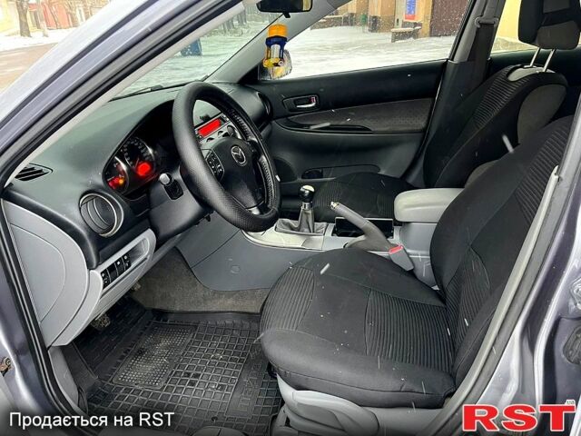 Сірий Мазда 6, об'ємом двигуна 2 л та пробігом 0 тис. км за 3650 $, фото 3 на Automoto.ua