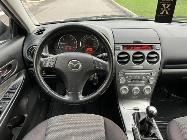 Сірий Мазда 6, об'ємом двигуна 2 л та пробігом 232 тис. км за 2944 $, фото 17 на Automoto.ua