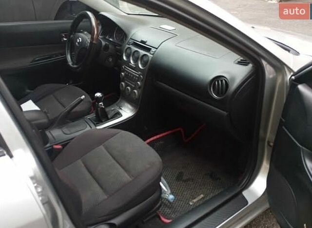 Сірий Мазда 6, об'ємом двигуна 2 л та пробігом 350 тис. км за 800 $, фото 3 на Automoto.ua