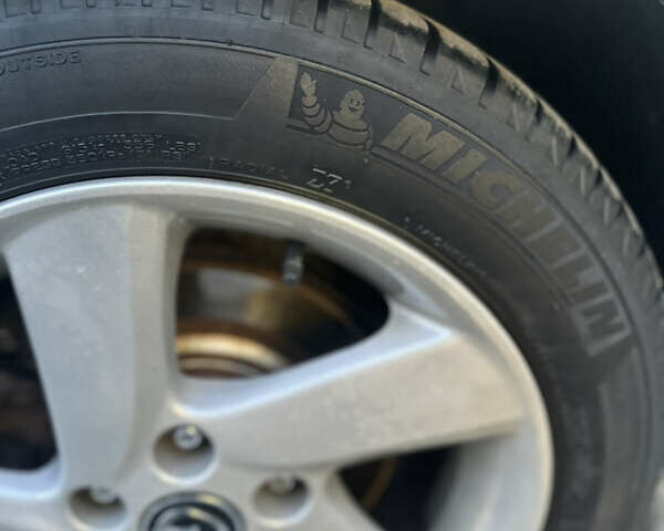 Серый Мазда 6, объемом двигателя 2 л и пробегом 257 тыс. км за 3690 $, фото 18 на Automoto.ua