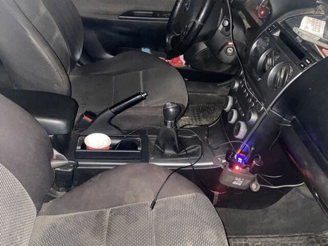 Серый Мазда 6, объемом двигателя 2 л и пробегом 300 тыс. км за 2000 $, фото 5 на Automoto.ua