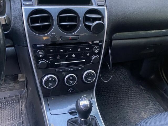 Серый Мазда 6, объемом двигателя 1.8 л и пробегом 180 тыс. км за 4300 $, фото 5 на Automoto.ua