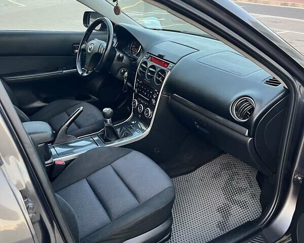 Сірий Мазда 6, об'ємом двигуна 1.8 л та пробігом 175 тис. км за 4900 $, фото 19 на Automoto.ua