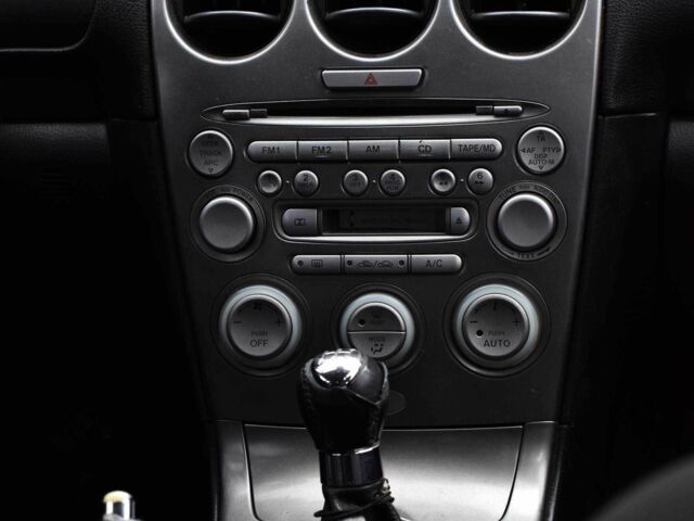 Сірий Мазда 6, об'ємом двигуна 2 л та пробігом 240 тис. км за 4500 $, фото 13 на Automoto.ua