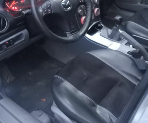 Сірий Мазда 6, об'ємом двигуна 2 л та пробігом 260 тис. км за 4700 $, фото 4 на Automoto.ua