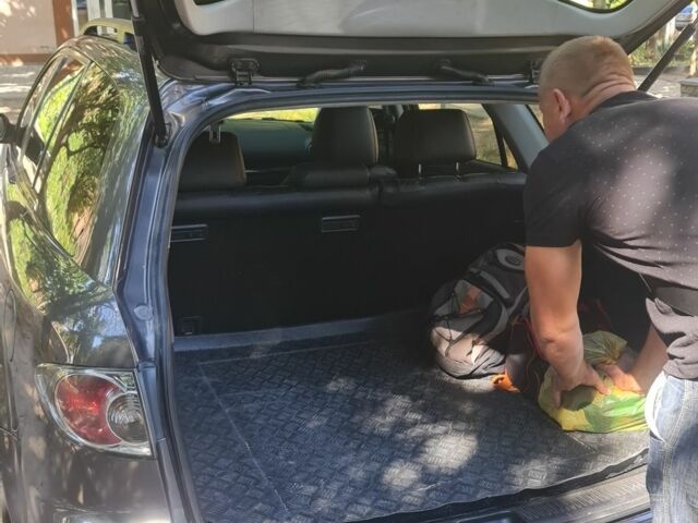 Сірий Мазда 6, об'ємом двигуна 2 л та пробігом 300 тис. км за 4600 $, фото 6 на Automoto.ua