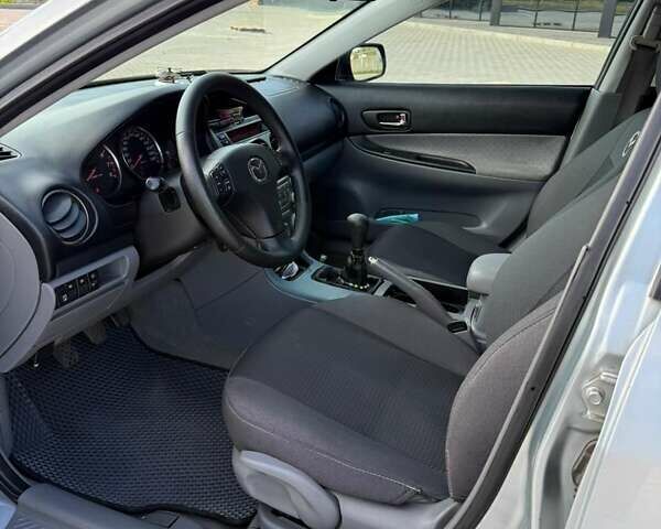Серый Мазда 6, объемом двигателя 2 л и пробегом 287 тыс. км за 3900 $, фото 3 на Automoto.ua
