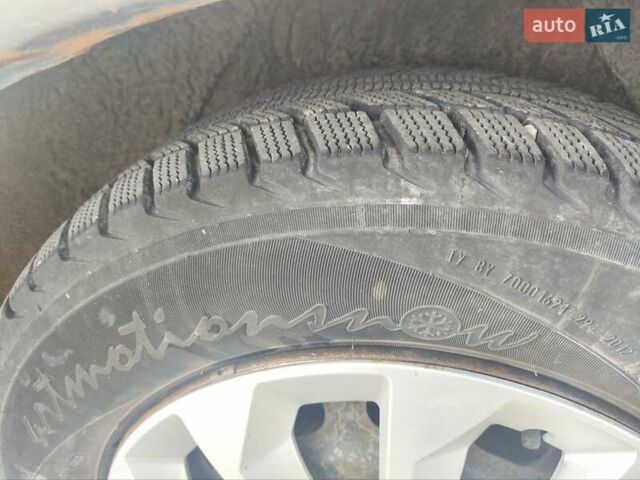 Сірий Мазда 6, об'ємом двигуна 2 л та пробігом 420 тис. км за 2950 $, фото 12 на Automoto.ua