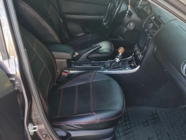 Сірий Мазда 6, об'ємом двигуна 2 л та пробігом 300 тис. км за 4600 $, фото 3 на Automoto.ua