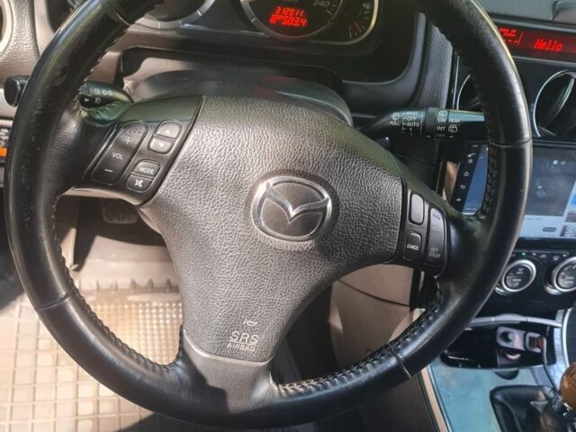 Серый Мазда 6, объемом двигателя 2 л и пробегом 300 тыс. км за 5300 $, фото 4 на Automoto.ua