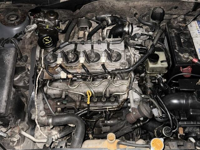 Серый Мазда 6, объемом двигателя 0 л и пробегом 300 тыс. км за 1310 $, фото 6 на Automoto.ua