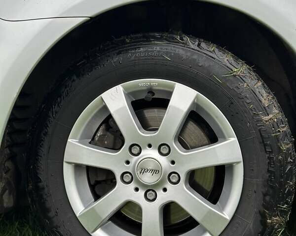 Сірий Мазда 6, об'ємом двигуна 1.8 л та пробігом 206 тис. км за 4100 $, фото 17 на Automoto.ua