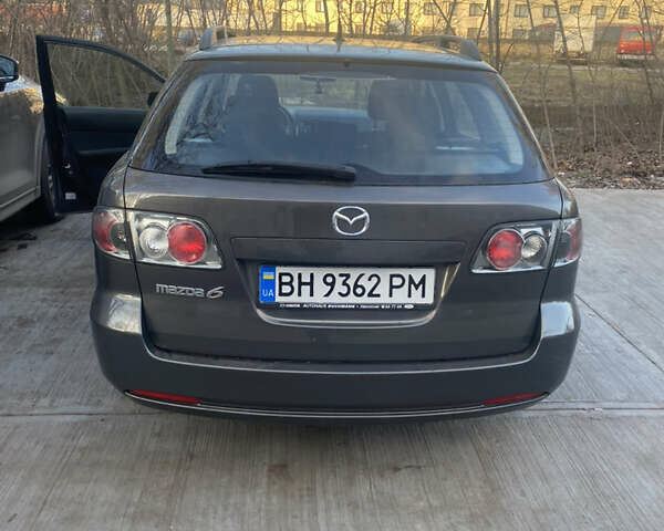 Серый Мазда 6, объемом двигателя 1.8 л и пробегом 300 тыс. км за 4000 $, фото 4 на Automoto.ua