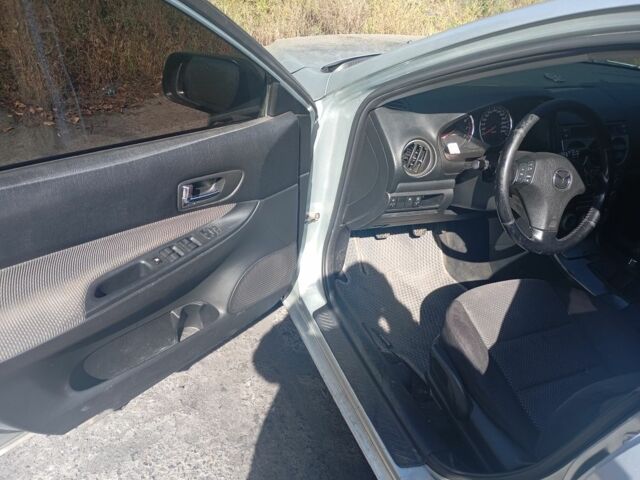 Серый Мазда 6, объемом двигателя 2 л и пробегом 350 тыс. км за 2500 $, фото 5 на Automoto.ua