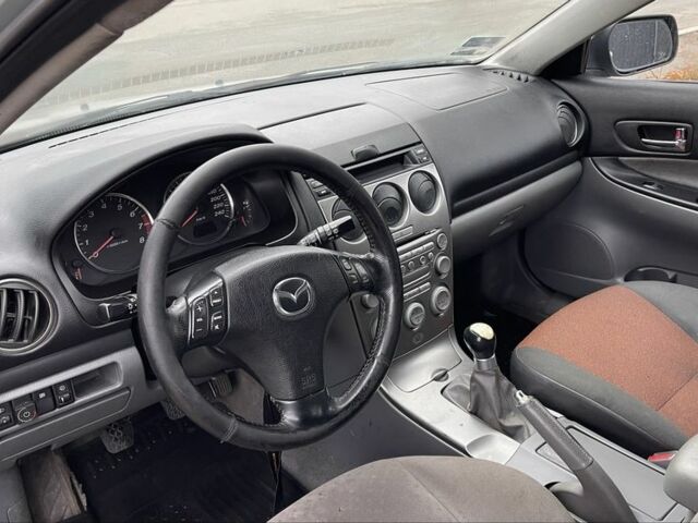 Сірий Мазда 6, об'ємом двигуна 2 л та пробігом 235 тис. км за 1250 $, фото 8 на Automoto.ua