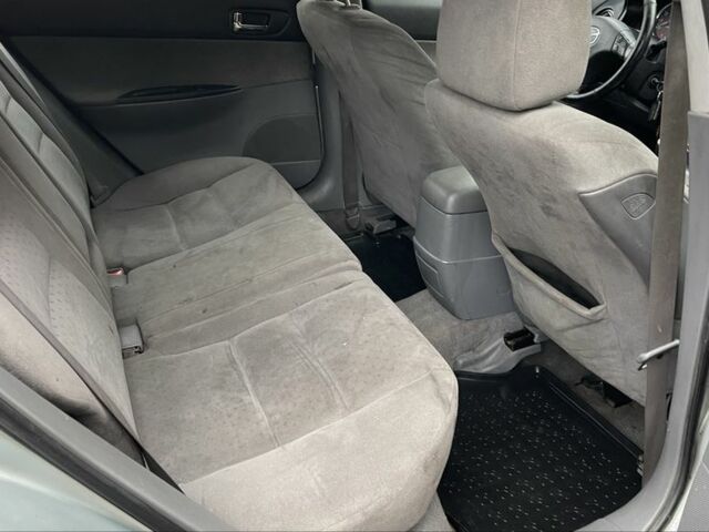 Сірий Мазда 6, об'ємом двигуна 2 л та пробігом 235 тис. км за 1250 $, фото 12 на Automoto.ua